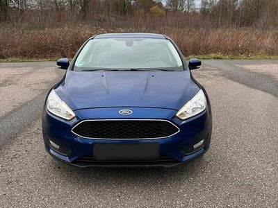 Gebraucht Ford Focus 125 PS (91 kW) 2015 Blau Kombi