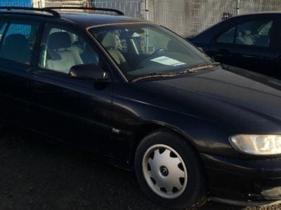 Gebraucht Opel Omega Edition 120 PS (88 kW) 2003 Schwarz metallic Kombi