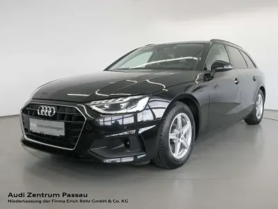 Używany Audi A4 Business 163 KM (119 kW) 2023 Czarny Kombi