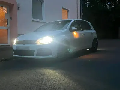 Gebraucht VW Golf VI GTI 211 PS (155 kW) 2010 Weiß Kleinwagen