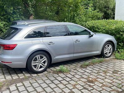 Silber Gebraucht 2016 Audi A4 Kombi | 16.900 € (Teuer)