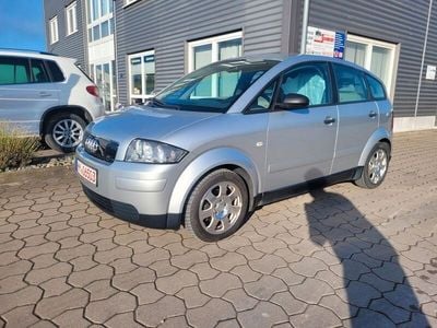 Silber Gebraucht 2002 Audi A2 Sport Kleinwagen | 4.850 € (Etwas zu teuer)