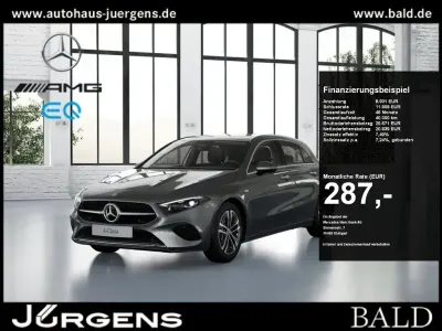 Gebraucht Mercedes A250 Progressive 163 PS (119 kW) 2025 Metalliclack mountaingrau Limousine