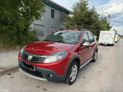 Gebraucht Dacia Sandero Stepway 87 PS (63 kW) 2010 Rot SUV