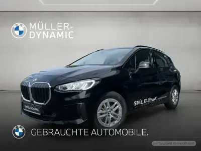 Gebraucht BMW 216 Active Tourer Efficient Dynamics 122 PS (89 kW) 2025 Schwarz Van / Kleinbus