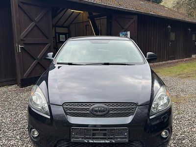 Gebraucht Kia Ceed 126 PS (92 kW) 2009 Schwarz Kleinwagen