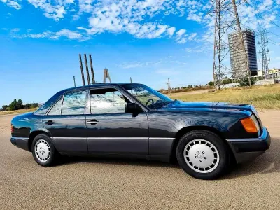 Brugt Mercedes E320 Sportline 220 HK (161 kW) 1993 Grå Stationcar