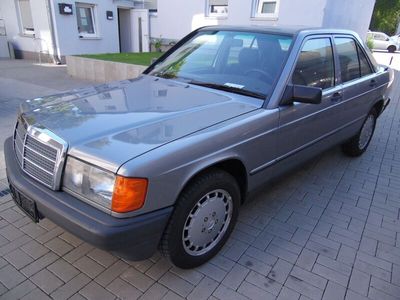 gebraucht Mercedes 190 2.6 L H-Kennzeichen Schiebedach