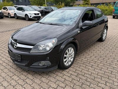 Opel Astra GTC