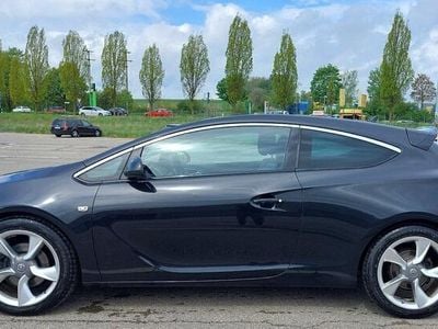 Opel Astra GTC