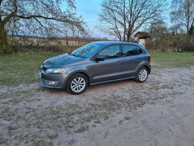 Second-hand VW Polo Trendline 69 CP (50 kW) 2011 Gri Hatchback