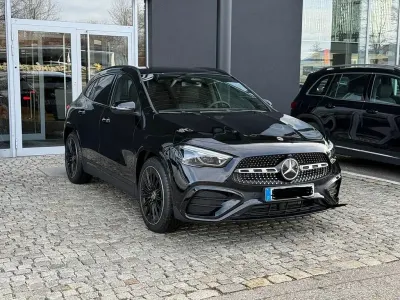 Gebraucht Mercedes GLA220 190 PS (139 kW) 2025 Schwarz SUV