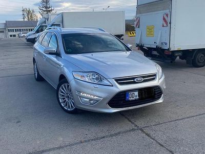 Silber Gebraucht 2011 Ford Mondeo Titanium Kombi | 5.500 €