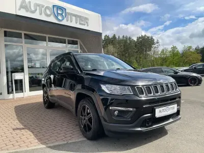 Käytetty Jeep Compass Longitude 140 HP (102 kW) 2019 Musta Katumaasturi