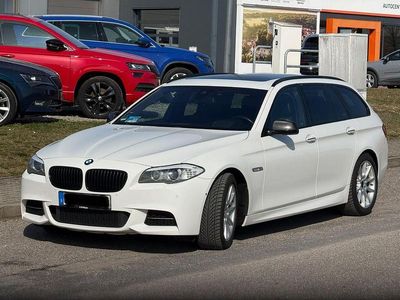 Gebraucht BMW M550 Sport Line 381 PS (280 kW) 2012 Weiß Limousine