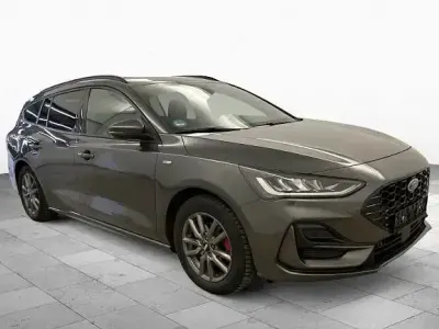 Gebraucht Ford Focus ST-Line 210 PS (154 kW) 2023 Grau Limousine