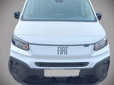 Weiß Gebraucht 2025 Fiat Doblò Van / Kleinbus | 24.900 € (Etwas zu teuer)