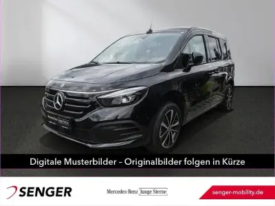 Używany Mercedes EQT200 89 kW (122 KM) 2024 Czarny Minivan