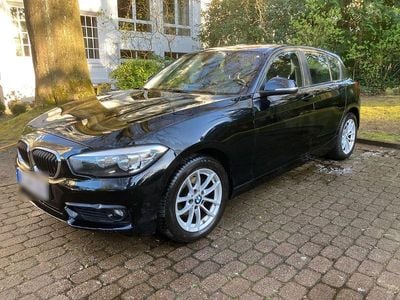 Second-hand BMW 118 136 CP (100 kW) 2019 Negru Hatchback