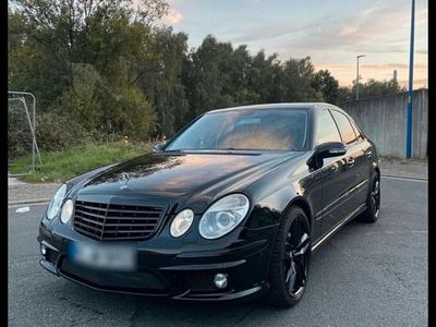 Gebraucht Mercedes E200 163 PS (119 kW) 2005 Schwarz Limousine