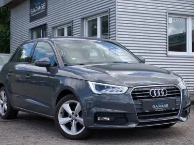 Gebraucht Audi A1 Sportback Sport 95 PS (69 kW) 2018 Grau Kleinwagen