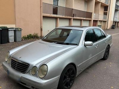 Mercedes E270