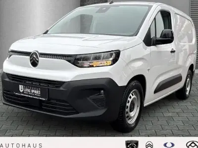 Neu Citroën e-Berlingo 131 PS (96 kW) 2026 Weiß Van