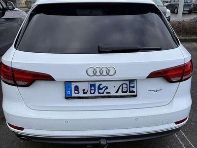 Gebraucht Audi A4 Sport 150 PS (110 kW) 2016 Weiß Kombi