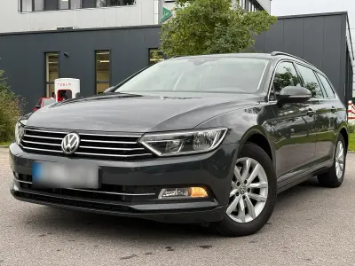 Gebraucht VW Passat 150 PS (110 kW) 2018 Grau Kombi
