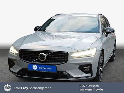Gebraucht Volvo V60 Plus 197 PS (144 kW) 2025 Vapour grey Kombi