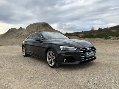 Gebraucht Audi A5 Design 190 PS (139 kW) 2017 Grau Coupé
