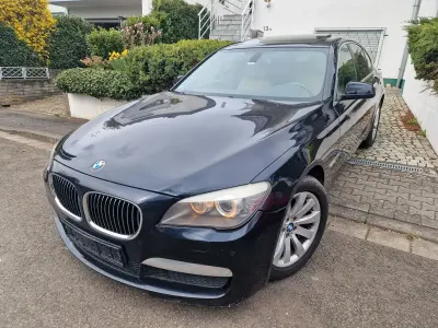 Gebraucht BMW 740L M Sport 326 PS (239 kW) 2011 Blau Limousine