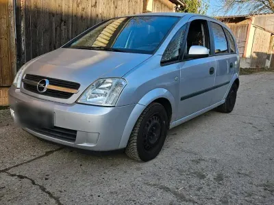 Gebraucht Opel Meriva 100 PS (73 kW) 2005 Silber Van / Kleinbus