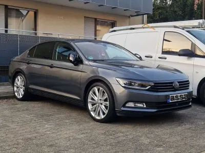 Gebraucht VW Passat Highline 190 PS (139 kW) 2016 Grau Limousine
