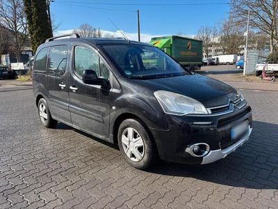 Gebraucht Citroën Berlingo 93 PS (68 kW) 2014 Schwarz Van / Kleinbus
