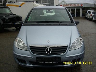 Usata Mercedes A150 95 CV (69 kW) 2006 Blu Berlina