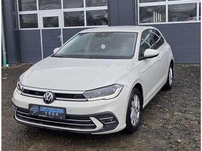 Gebraucht VW Polo Style 95 PS (69 kW) 2023 Ascotgrau Kleinwagen