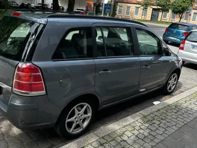 Gebraucht Opel Zafira 140 PS (102 kW) 2005 Grau Van / Kleinbus