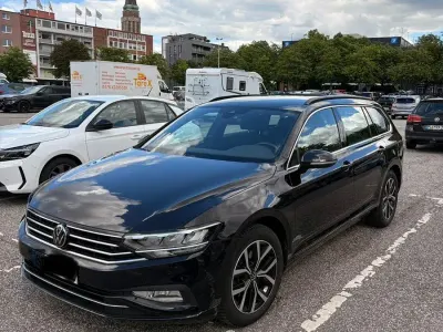 Gebraucht VW Passat Business 200 PS (147 kW) 2022 Schwarz Kombi