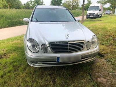 gebraucht Mercedes E200 kompresör