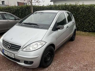 Grau Gebraucht 2005 Mercedes A180 Classic Limousine | 3.900 € (Fairer Preis)