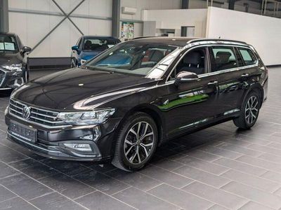 Schwarz Gebraucht 2022 VW Passat Business Kombi | 23.900 € (Guter Preis)
