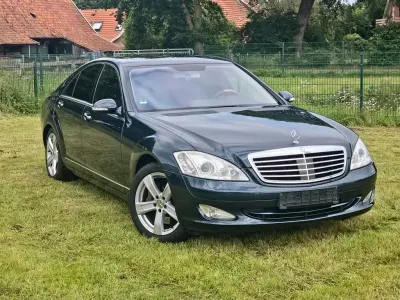 Gebraucht Mercedes S500 387 PS (284 kW) 2006 Blau Limousine