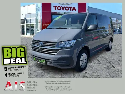 Gebraucht VW Multivan Family 150 PS (110 kW) 2022 Grau Van / Kleinbus