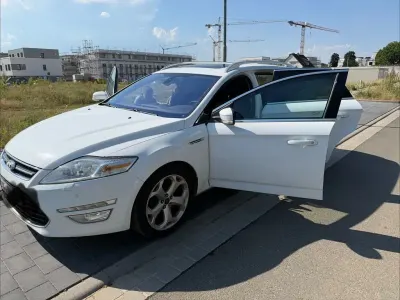 Gebraucht Ford Mondeo Titanium 163 PS (119 kW) 2010 Weiß Limousine