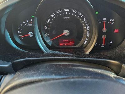 Weiß Gebraucht 2012 Kia Sportage Attract SUV | 9.000 € (Guter Preis)