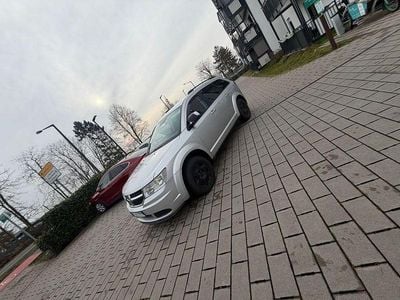 Silber Gebraucht 2008 Dodge Journey SE SUV | 2.800 € (Teuer)