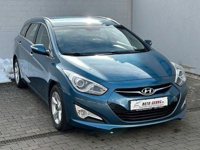 Blau Gebraucht 2013 Hyundai i40 Style Kombi | 7.999 € (Etwas zu teuer)