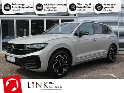 Gebraucht VW Touareg R-line 286 PS (210 kW) 2025 Sechura beige metallic SUV