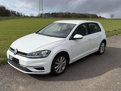 Gebraucht VW Golf VII 150 PS (110 kW) 2019 Weiß Limousine